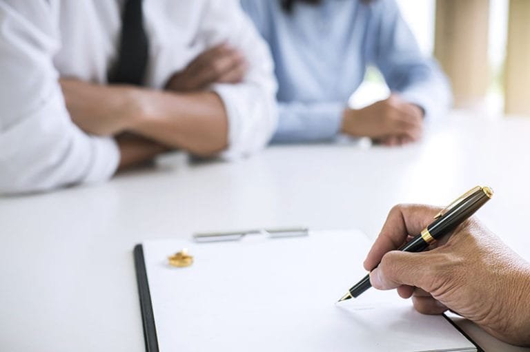 Read more about the article ¿Cómo puedes demandar una pensión alimenticia?